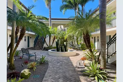 960 7th St S #103, Naples, FL 34102 - Photo 2