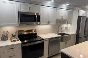 960 7th St S, Naples, FL 34102 - Photo 6