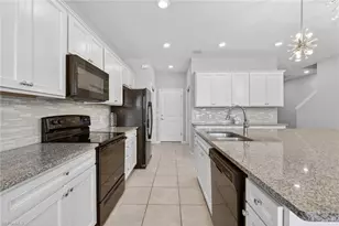 12617 Laurel Cove Dr, Fort Myers, FL 33913 - Photo 14