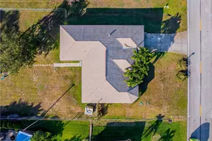 21 Maryland Rd, Lehigh Acres, FL 33936 - Photo 34