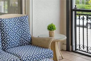 411 6th St S, Naples, FL 34102 - Photo 22