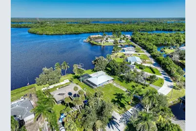 4867 E Riverside Dr, Fort Myers, FL 33905 - Photo 40