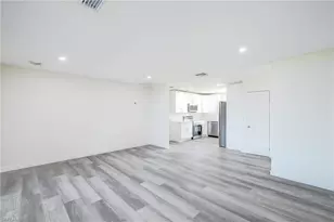 4867 E Riverside Dr, Fort Myers, FL 33905 - Photo 12