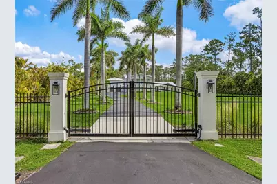 6155 Standing Oaks Ln, Naples, FL 34119 - Photo 46