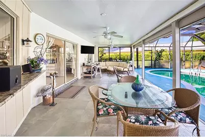 133 Big Springs Dr, Naples, FL 34113 - Photo 12