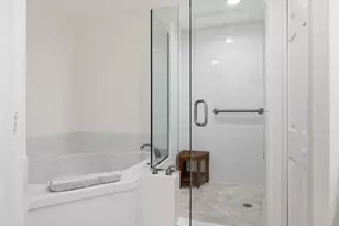 916 Egrets Run, Naples, FL 34108 - Photo 18