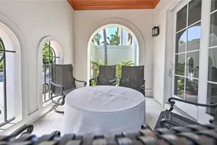 433 5th St S, Naples, FL 34102 - Photo 38