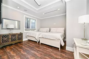 433 5th St S, Naples, FL 34102 - Photo 6