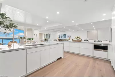 11125 Gulf Shore Dr #PH-1, Naples, FL 34108 - Photo 20