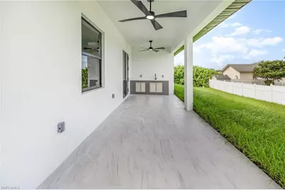 907 Sunniland Blvd, Lehigh Acres, FL 33971 - Photo 10