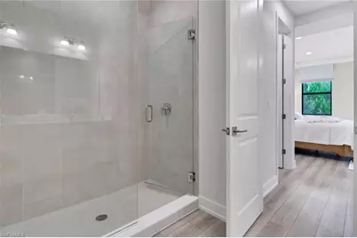 12973 Pembroke Dr, Naples, FL 34105 - Photo 14