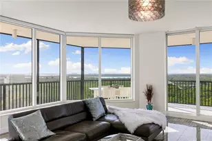 1065 Borghese Ln, Naples, FL 34114 - Photo 10