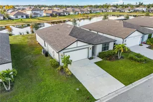 16033 Beachberry Dr, North Fort Myers, FL 33917 - Photo 2
