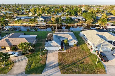 1433 SE 28th Ter, Cape Coral, FL 33904 - Photo 1