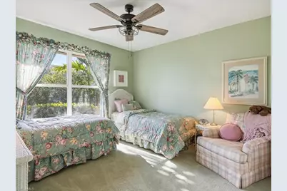 127 Newport Dr, Naples, FL 34114 - Photo 22