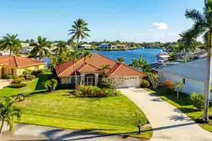 127 Newport Dr, Naples, FL 34114 - Photo 1
