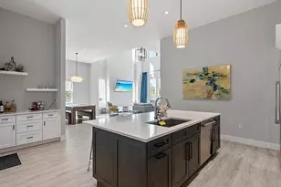 515 91st Ave N, Naples, FL 34108 - Photo 8