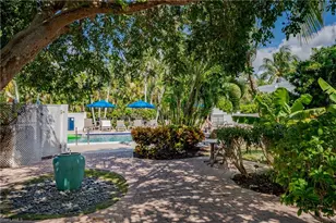 160 Palm St, Marco Island, FL 34145 - Photo 42