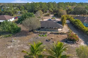 321 14th St NE, Naples, FL 34120 - Photo 2