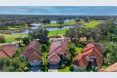 1033 Tierra Lago Way, Naples, FL 34119 - Photo 6