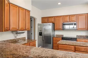1284 Verde Dr, Naples, FL 34105 - Photo 8