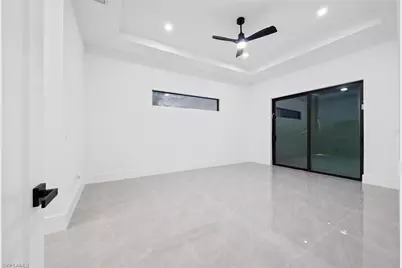 109 NE 5th Ter, Cape Coral, FL 33909 - Photo 32