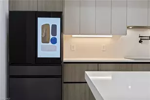 109 NE 5th Terrace, Cape Coral, FL 33909 - Photo 24