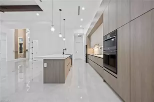 109 NE 5th Terrace, Cape Coral, FL 33909 - Photo 14