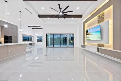 109 NE 5th Ter, Cape Coral, FL 33909 - Photo 10