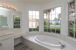 3927 Aurora Ct, Naples, FL 34116 - Photo 20