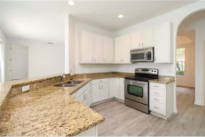 3927 Aurora Ct, Naples, FL 34116 - Photo 6