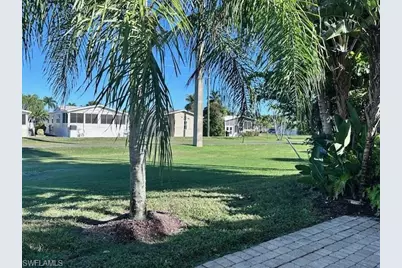 1687 Diamond Lake Cir, Naples, FL 34114 - Photo 8