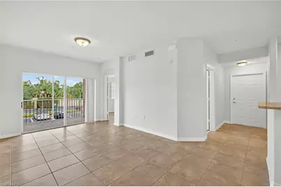 13150 Bella Casa Cir #2193, Fort Myers, FL 33966 - Photo 6