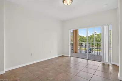 13150 Bella Casa Cir #2193, Fort Myers, FL 33966 - Photo 4