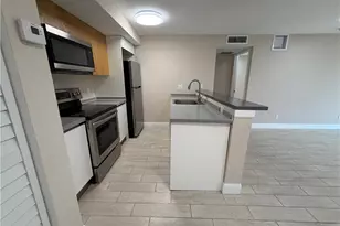 5317 Summerlin Rd, Fort Myers, FL 33919 - Photo 6