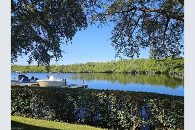 266 Newport Dr #310, Naples, FL 34114 - Photo 20