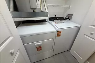 5317 Summerlin Rd, Fort Myers, FL 33919 - Photo 12