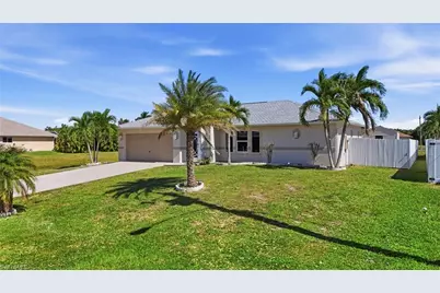 4421 SW 14th Pl, Cape Coral, FL 33914 - Photo 12
