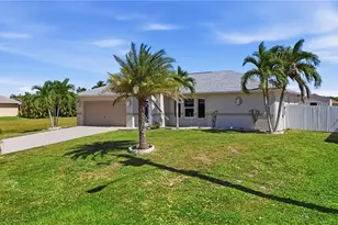 4421 SW 14th Pl, Cape Coral, FL 33914 - Photo 12