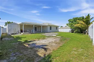 4421 SW 14th Pl, Cape Coral, FL 33914 - Photo 4
