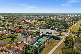 945 Moon Lake Dr, Naples, FL 34104 - Photo 40