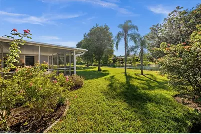 945 Moon Lake Dr, Naples, FL 34104 - Photo 32