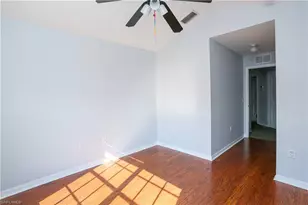 937 Hampton Cir, Naples, FL 34105 - Photo 34