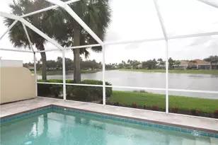 4235 Redonda Ln, Naples, FL 34119 - Photo 20