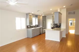 4235 Redonda Ln, Naples, FL 34119 - Photo 10