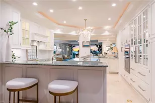 4201 Gulf Shore Blvd N, Naples, FL 34103 - Photo 14