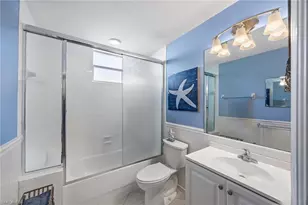 280 Robin Hood Cir, Naples, FL 34104 - Photo 18