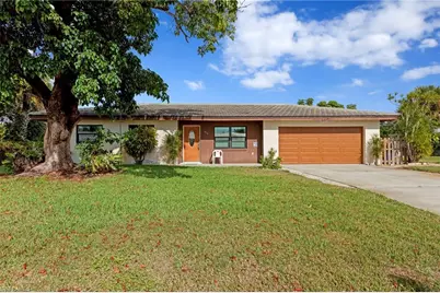 1013 Averly St, Fort Myers, FL 33919 - Photo 1