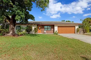 1013 Averly St, Fort Myers, FL 33919 - Photo 1