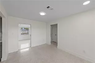 1013 Averly St, Fort Myers, FL 33919 - Photo 16